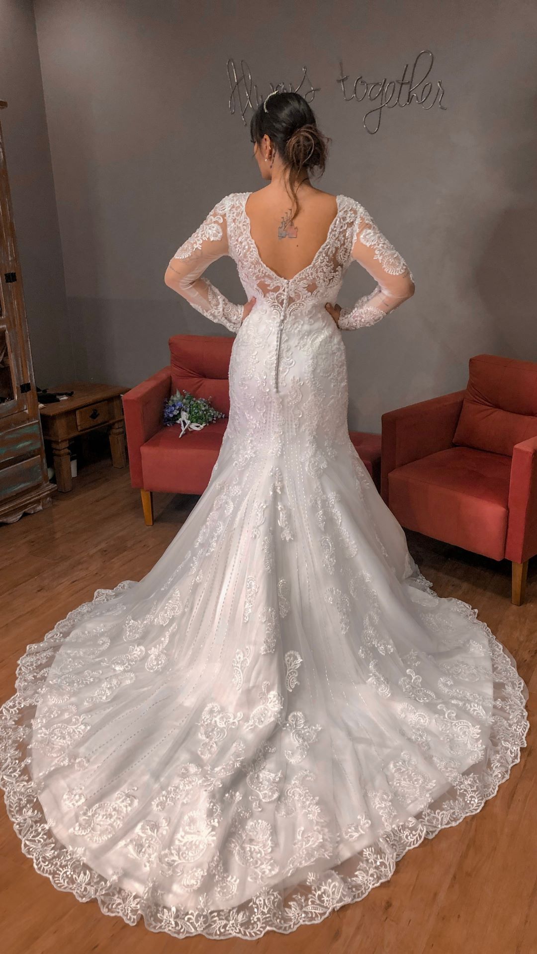 Noiva Perfeita Costas.jpg